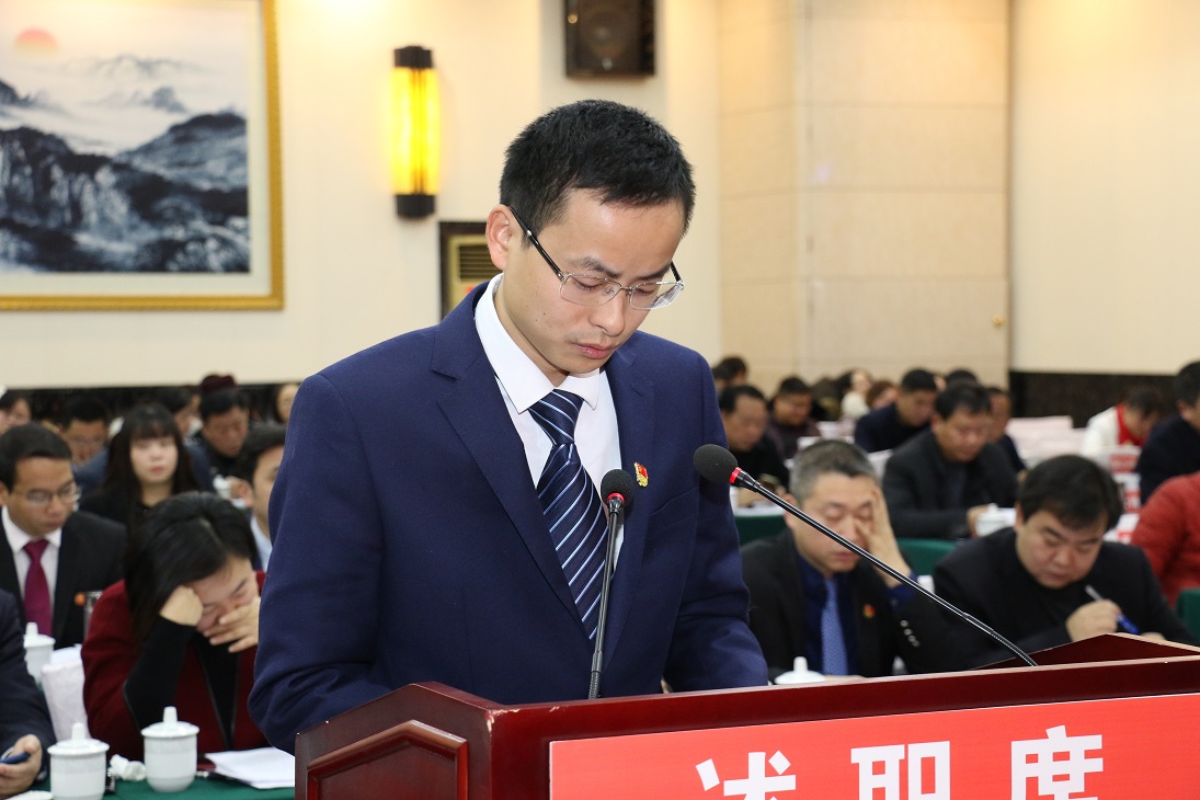 傅 俊.JPG